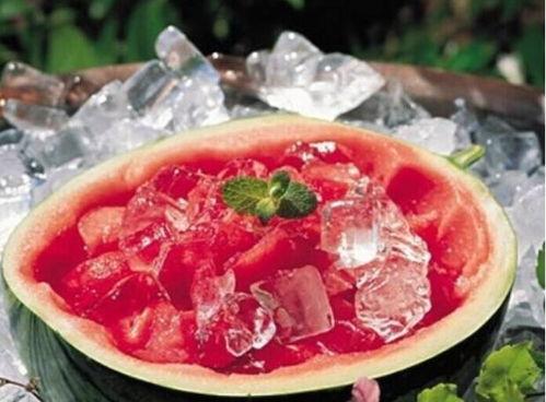 杭州吃冰瓜视频,冰瓜视频里的清凉一夏
