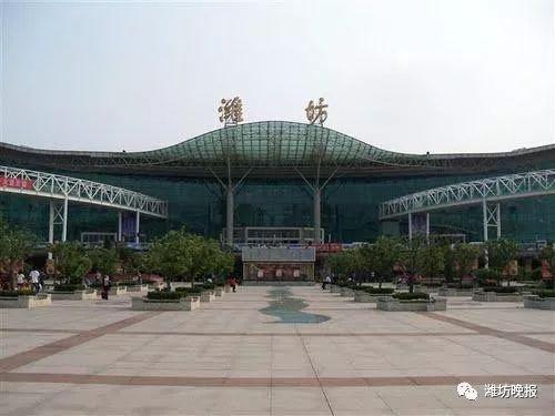 潍坊火车站吃瓜,吃瓜群众的欢乐聚集地